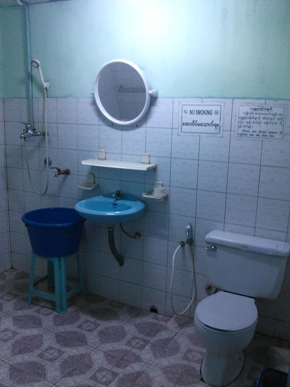 Breeze Guest House Maulmyine Chambre photo