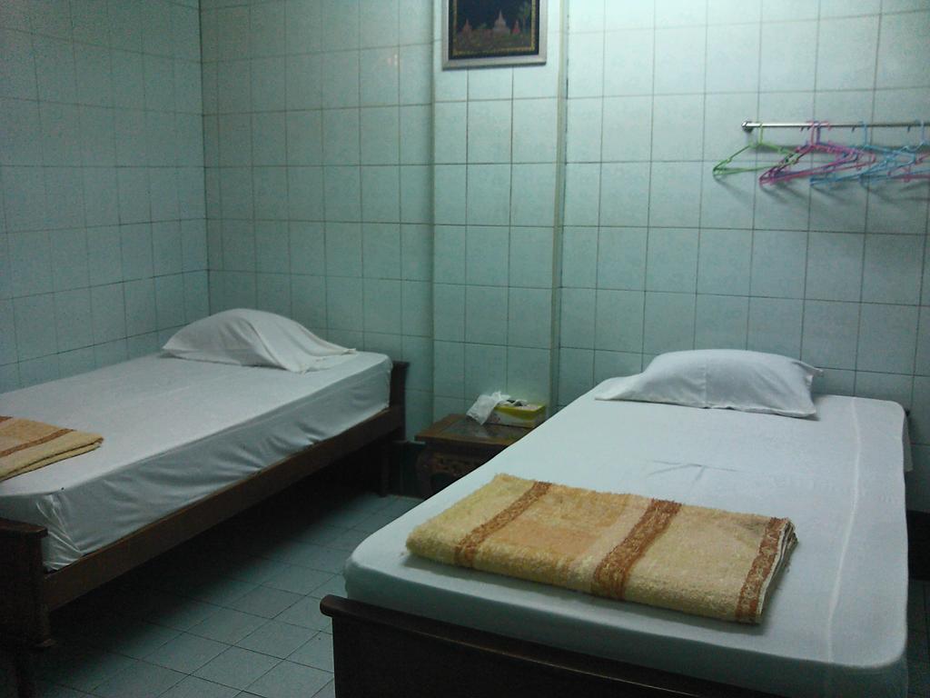 Breeze Guest House Maulmyine Chambre photo