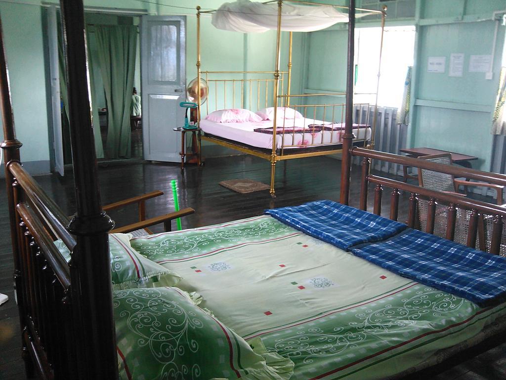Breeze Guest House Maulmyine Chambre photo