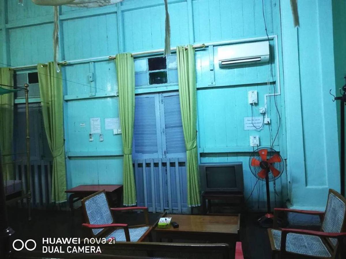 Breeze Guest House Maulmyine Extérieur photo