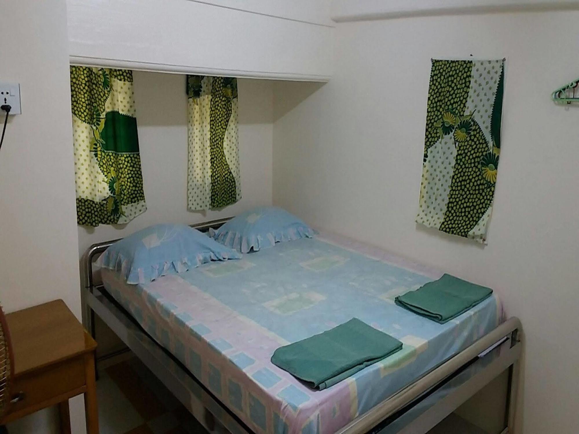 Breeze Guest House Maulmyine Extérieur photo
