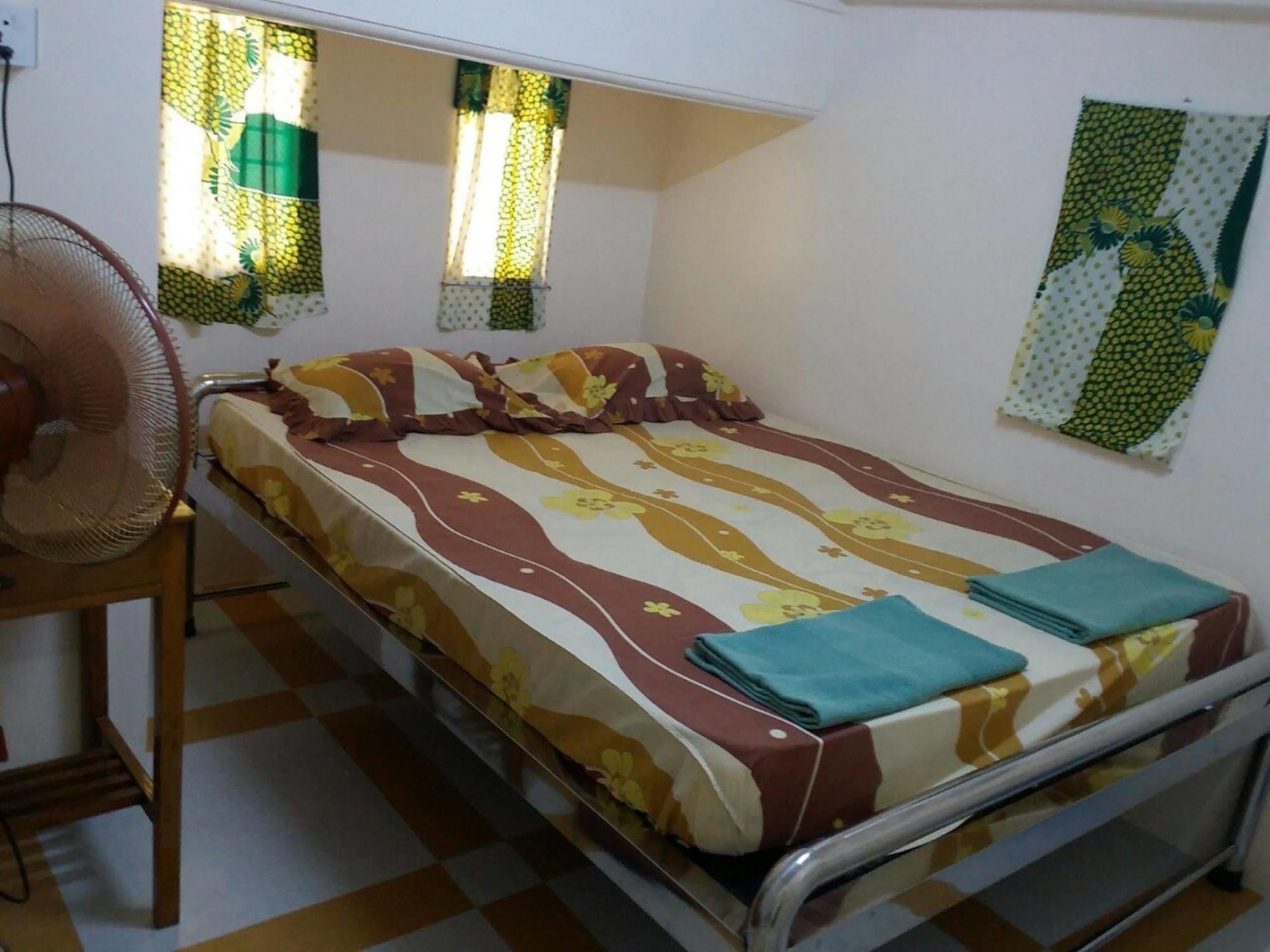 Breeze Guest House Maulmyine Extérieur photo